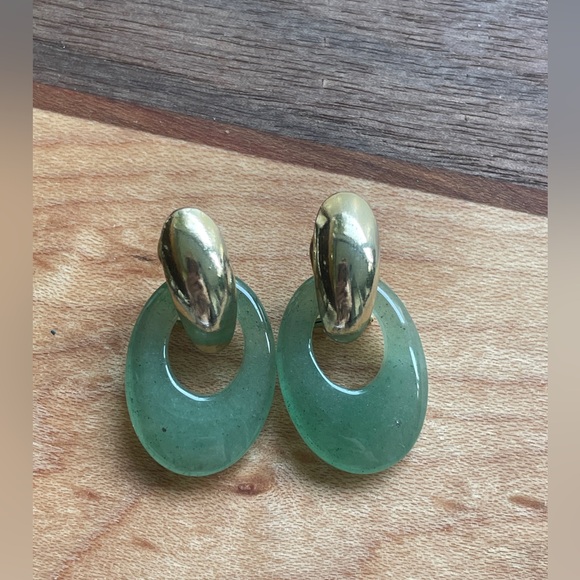 Vintage 90s Gold Tone and Jade Interchangeable Loop Earrings - Picture 3 of 4